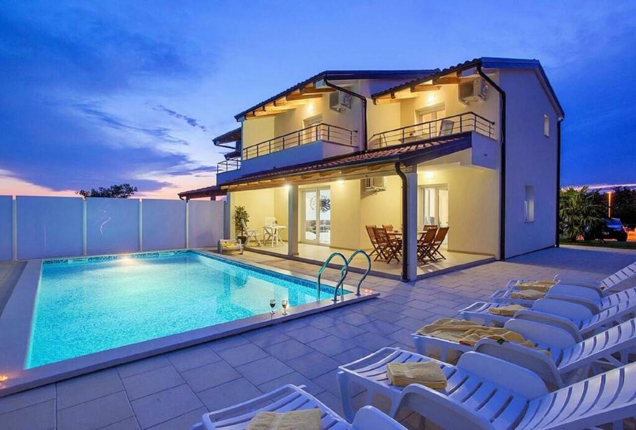 Villa Sanja Plovanija Buitenkant foto